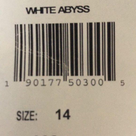 Hudson Kids , White Abyss Ankle Crop Skinny , Distressed Jeans  Kids size 14 - Picture 12 of 12